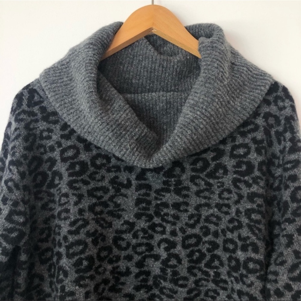 Anthropologie Emmy Cowl Neck Leopard Print Tunic Sweater NWT Size Small Petite - Picture 3 of 8